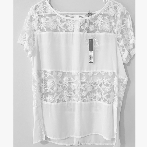 LC Lauren Conrad Tops - NWT! Garden Blooms Lauren Conrad Lacy Shirt